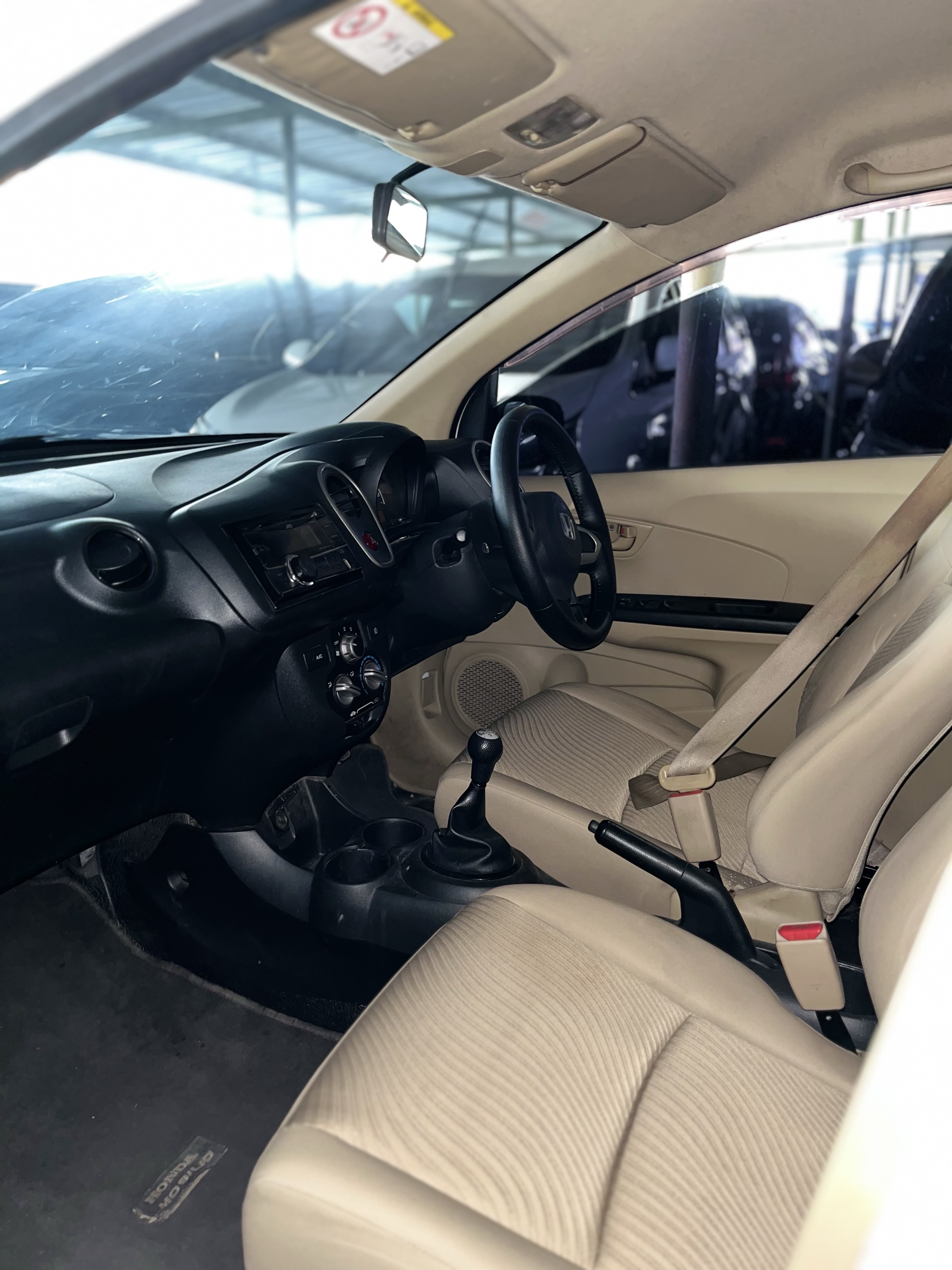 Honda Mobilio 1.5 E CKD