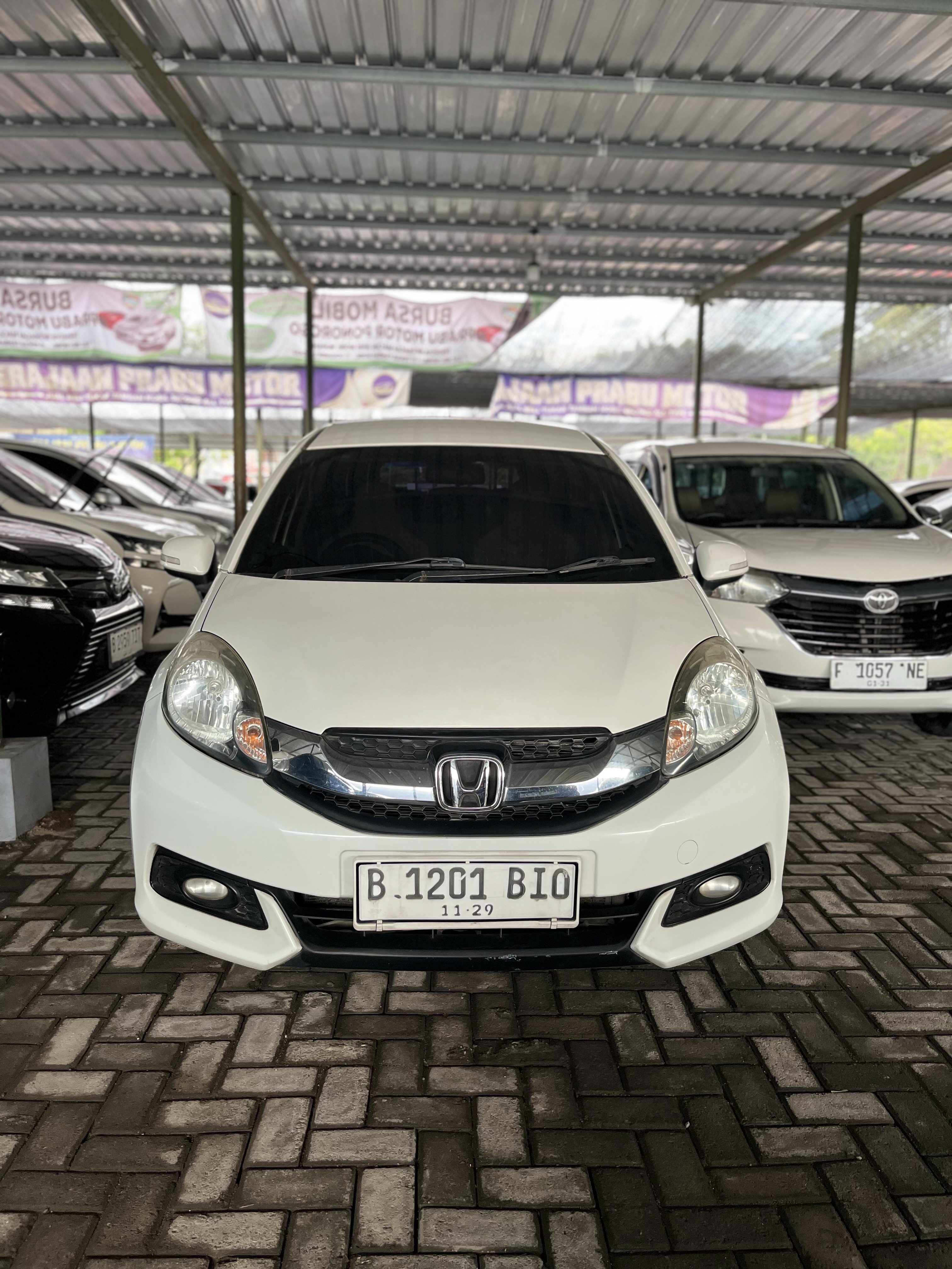 Honda Mobilio 1.5 E CKD
