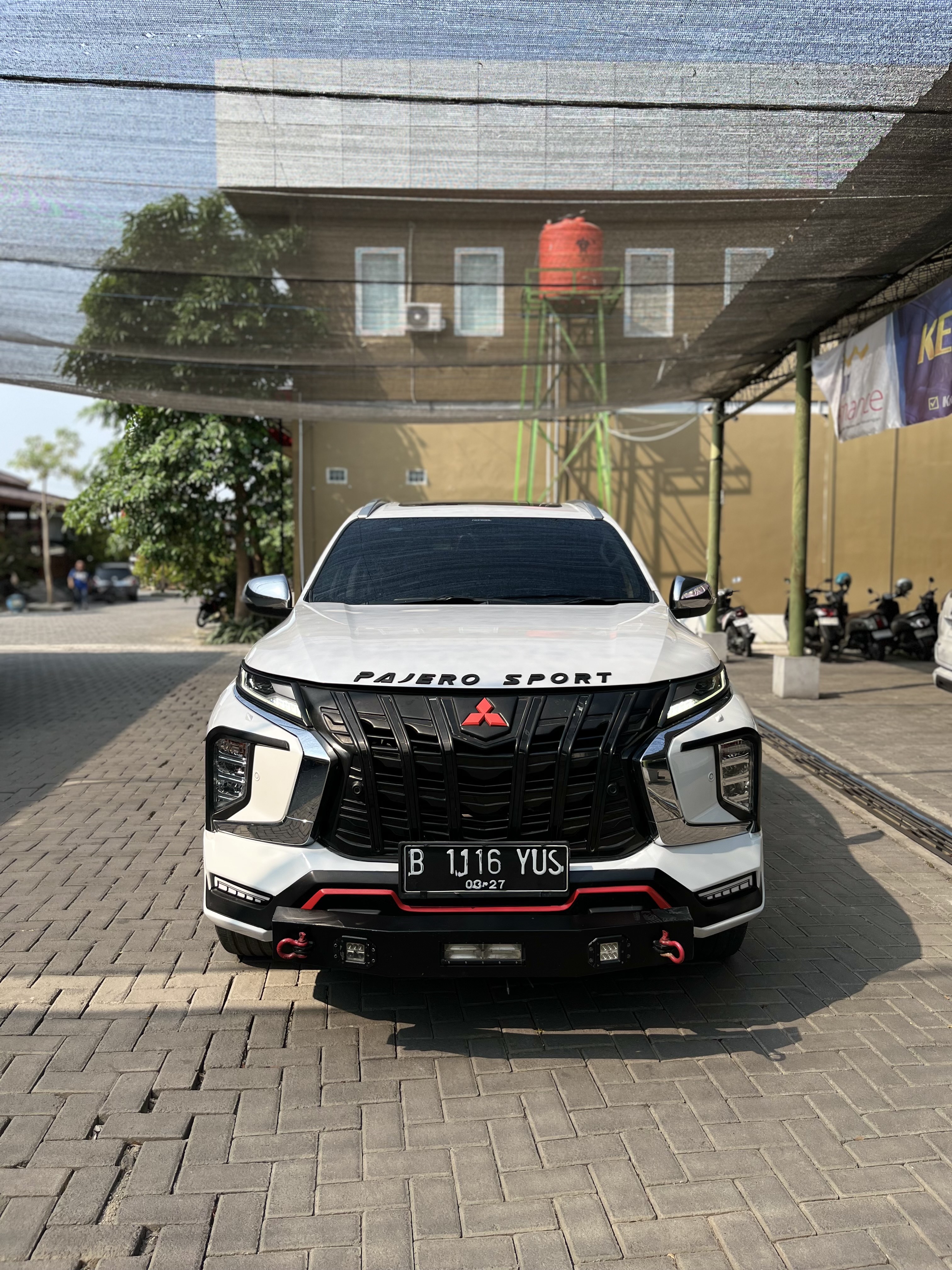 MITSUBISHI PAJERO SPORT 2.4 DAKAR 4X2