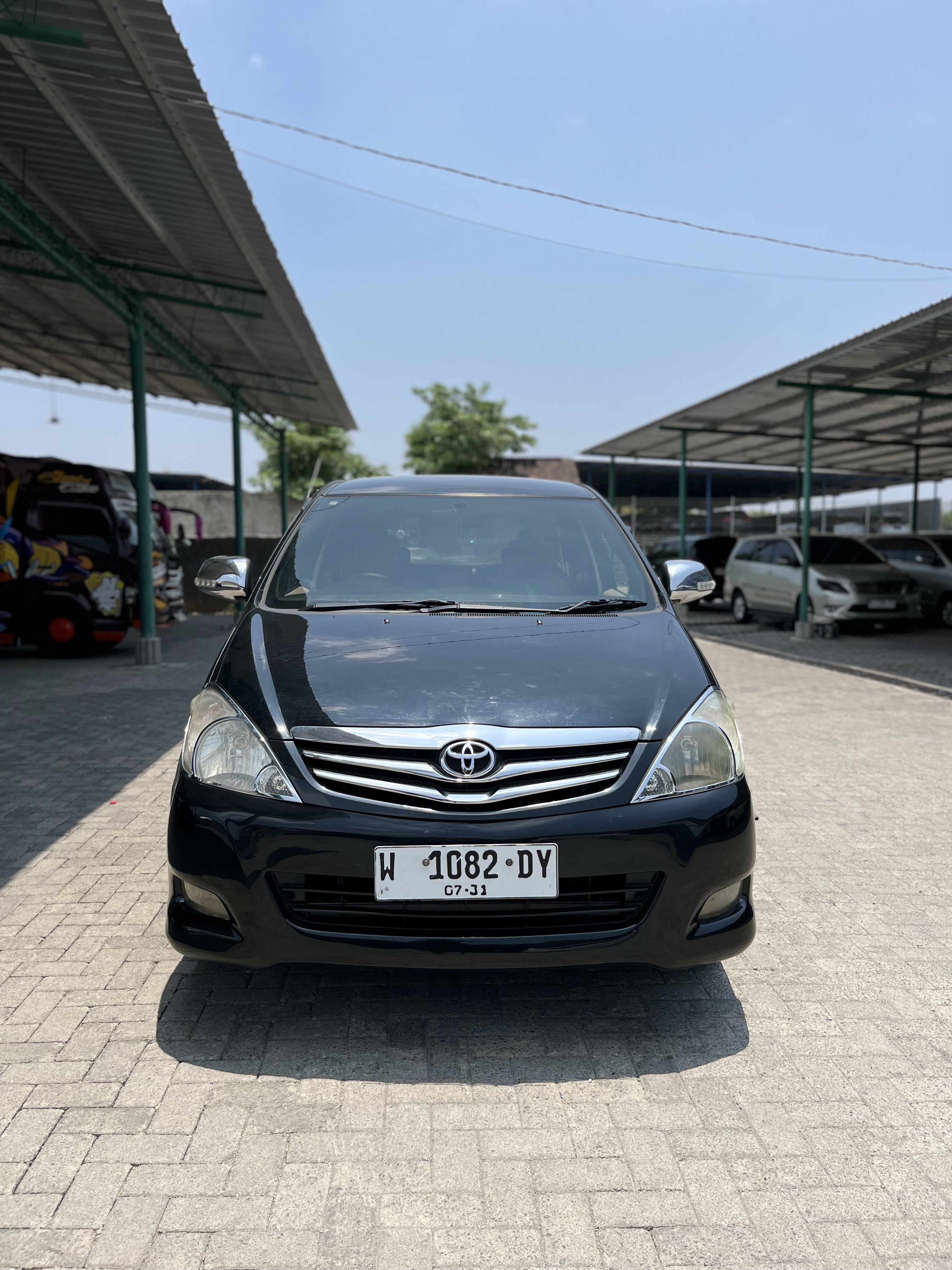 TOYOTA KIJANG INNOVA G