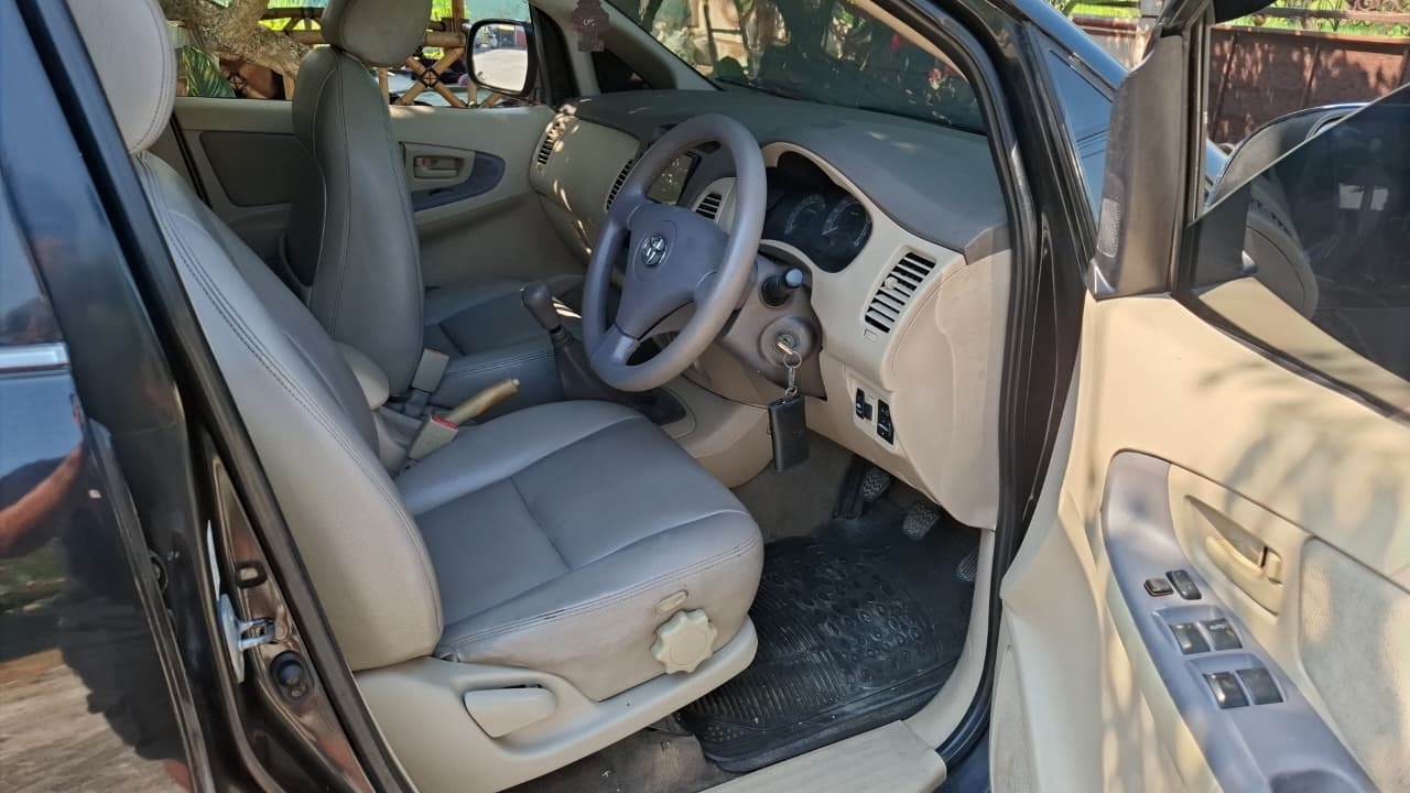 Toyota Kijang Innova G