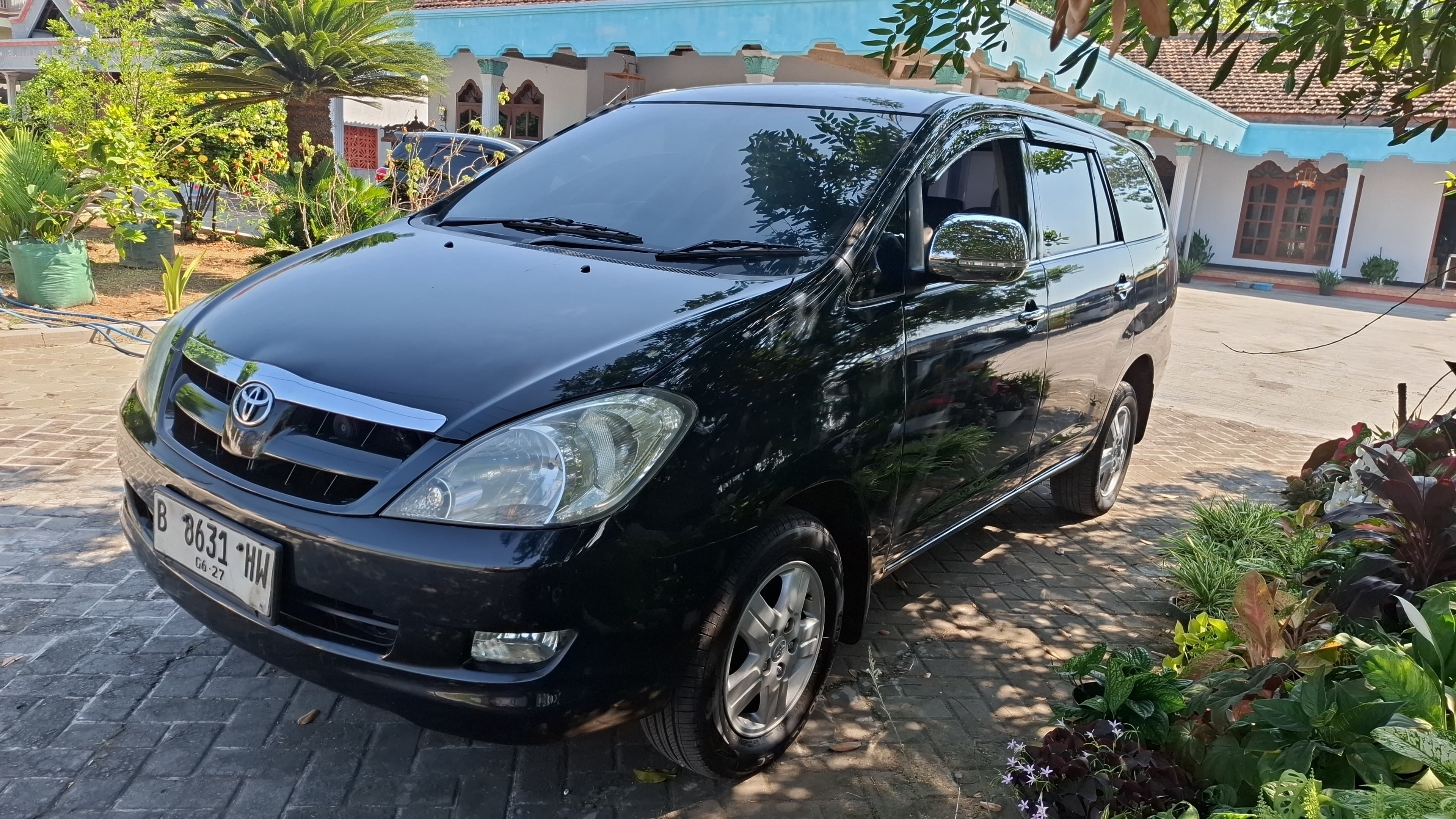 Toyota Kijang Innova G