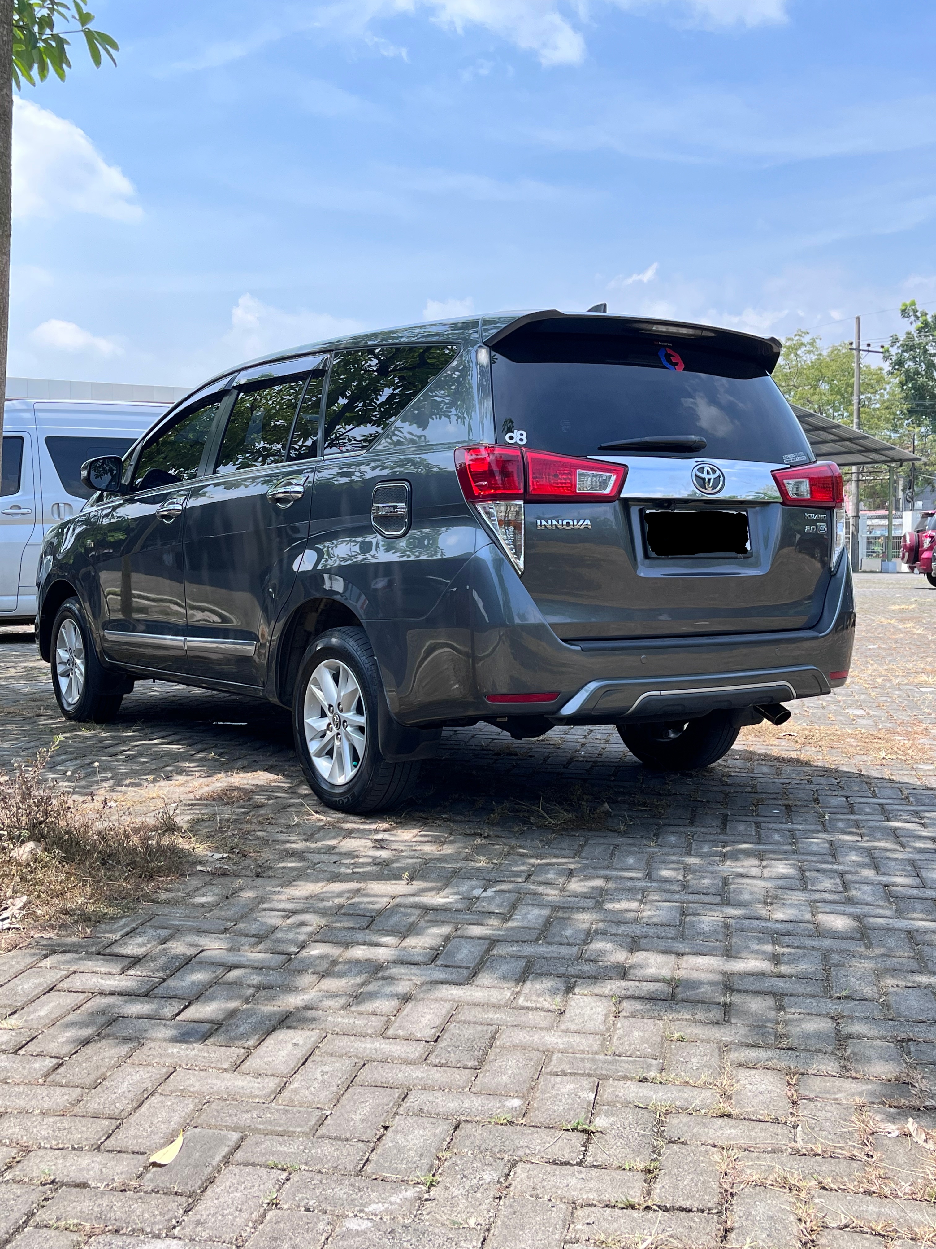 Toyota Kijang Innova 2.4 G